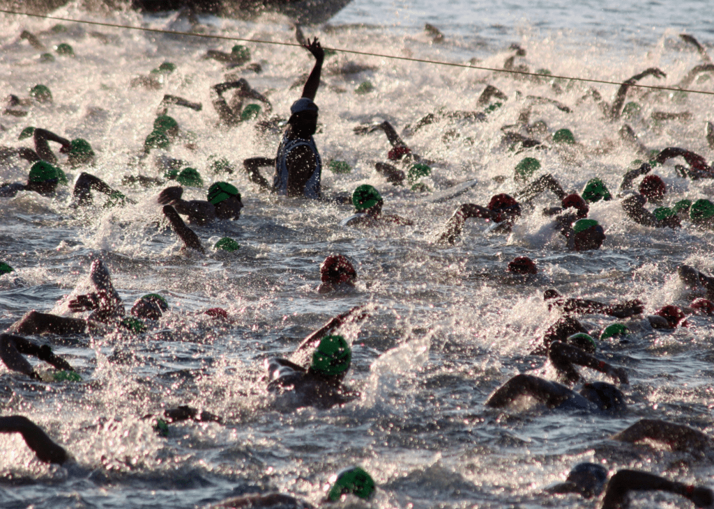 Prova de natação. Foto de Pixabay, Stockvault.