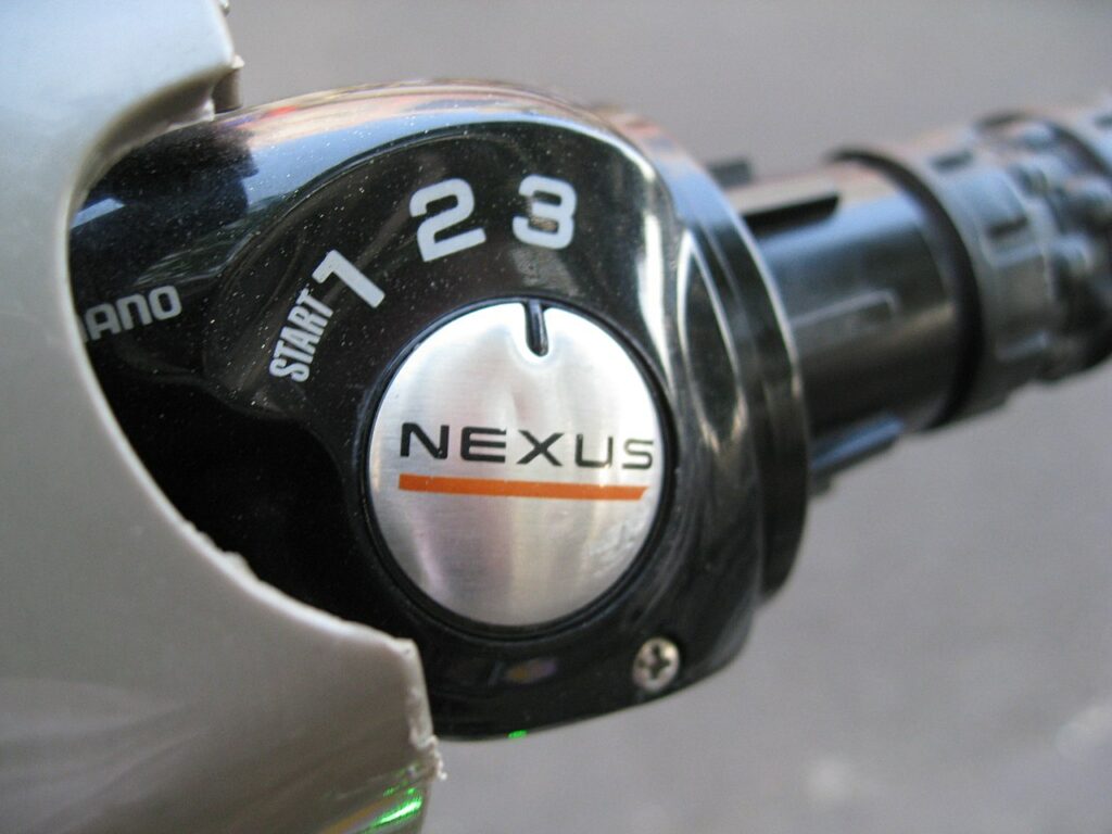Passador Shimano Nexus. Créditos: Kai Hendry - Wikimedia Commons